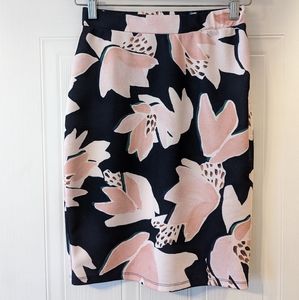 Icône fitted pencil skirt